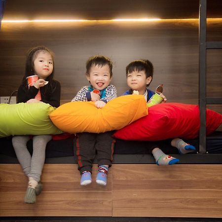 Lee'S Family Homestay ハノイ市 エクステリア 写真