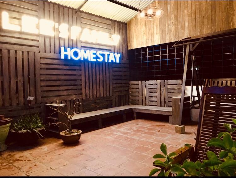 Lee'S Family Homestay ハノイ市 エクステリア 写真