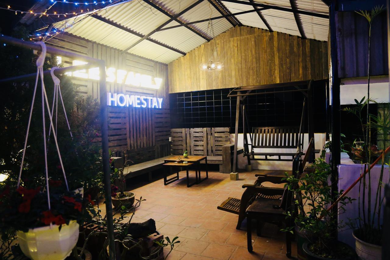 Lee'S Family Homestay ハノイ市 エクステリア 写真